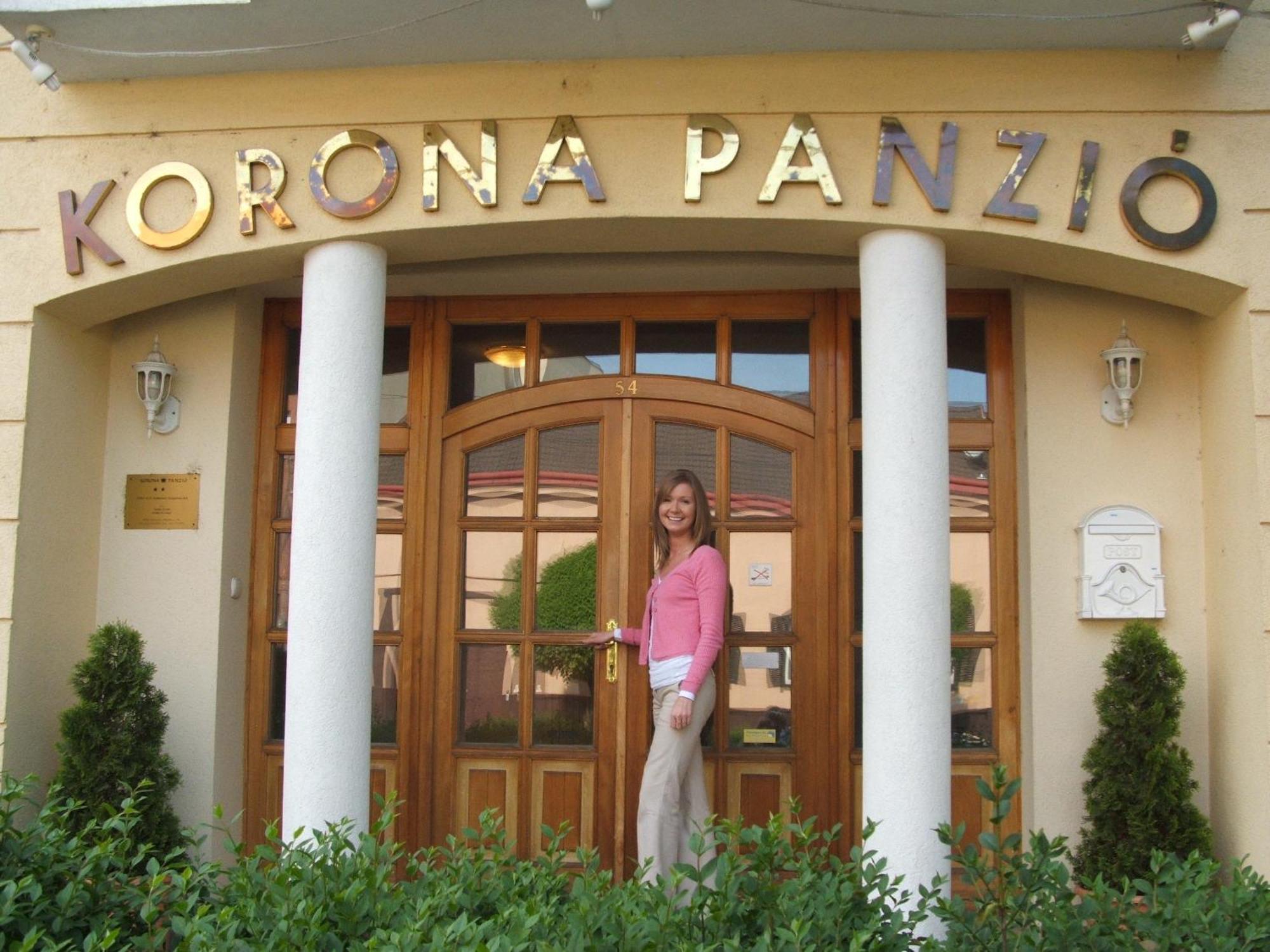 Korona Panzio Bed & Breakfast Debrecen Exterior photo